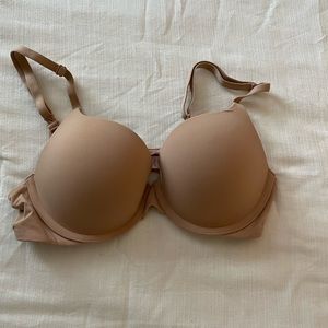 Victorias Secret Nude Bra